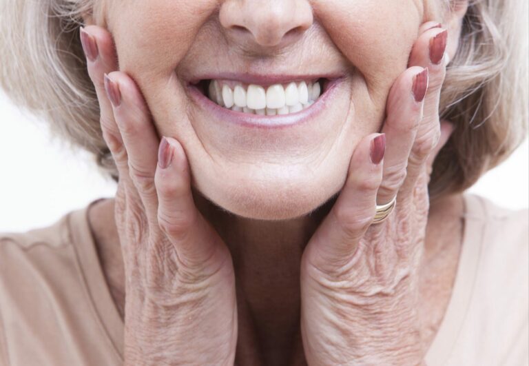 How To Clean Dentures